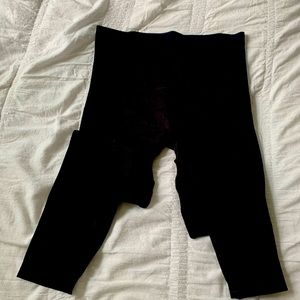 Never worn Spanx ribbed leggings